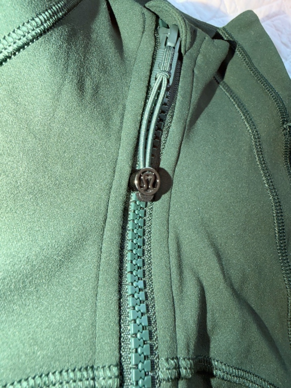 lululemon Cropped Define Jacket - Picture 5 of 11